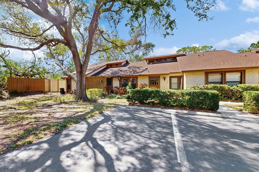 Picture of 7523 4Th Avenue W Unit 7523, Bradenton, FL 34209