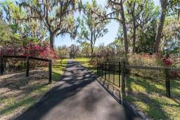 Picture of 16501 NW Highway 225, Reddick, FL 32686