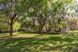 Picture of 16501 NW Highway 225, Reddick, FL 32686