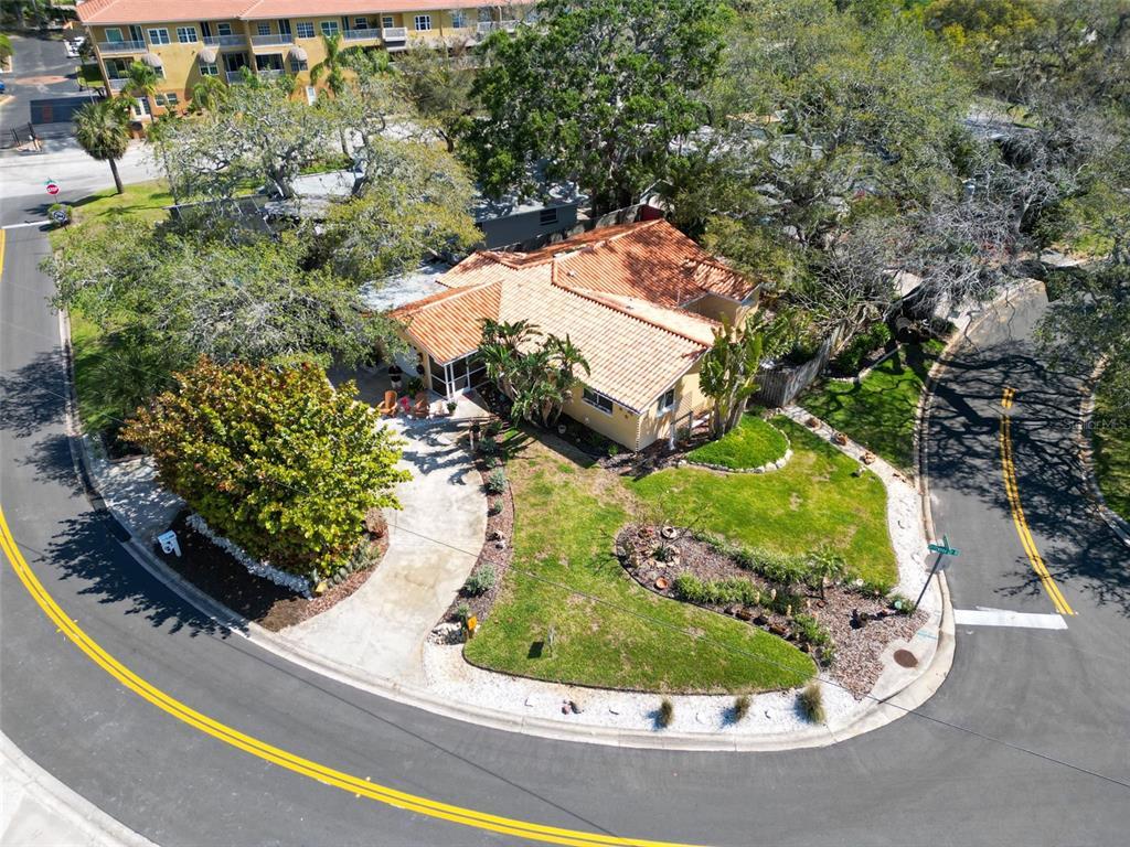 Picture of 103 Driftwood Drive W, Palm Harbor, FL 34683