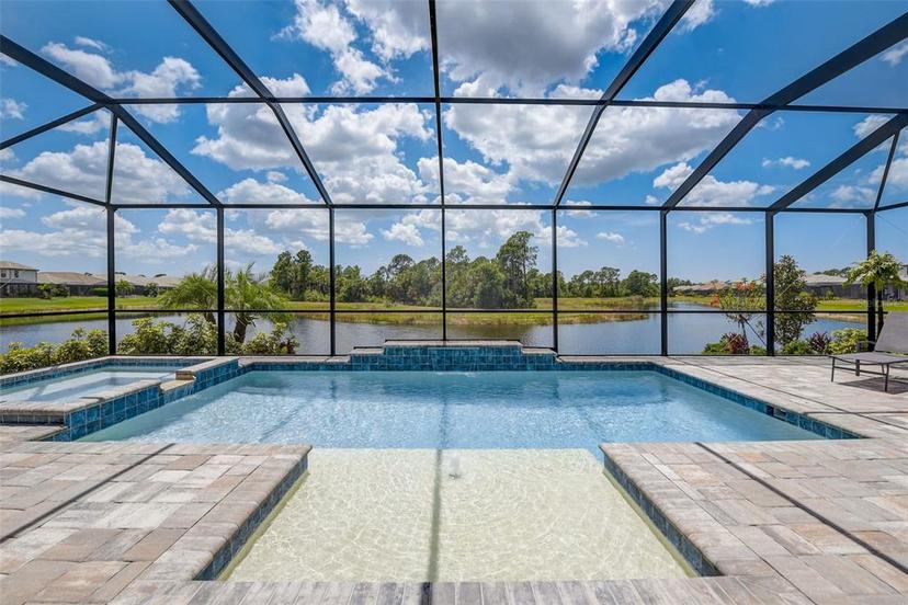 Picture of 19912 Bridgetown Loop, Venice FL 34293