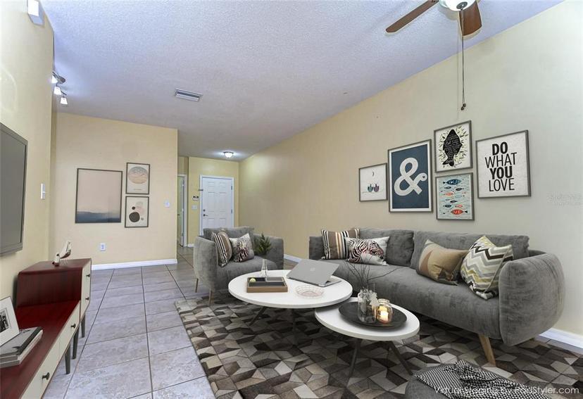 Picture of 6255 Osprey Lake Circle, Riverview FL 33578