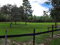 Picture of 7471 W Quiana Lane, Dunnellon, FL 34433