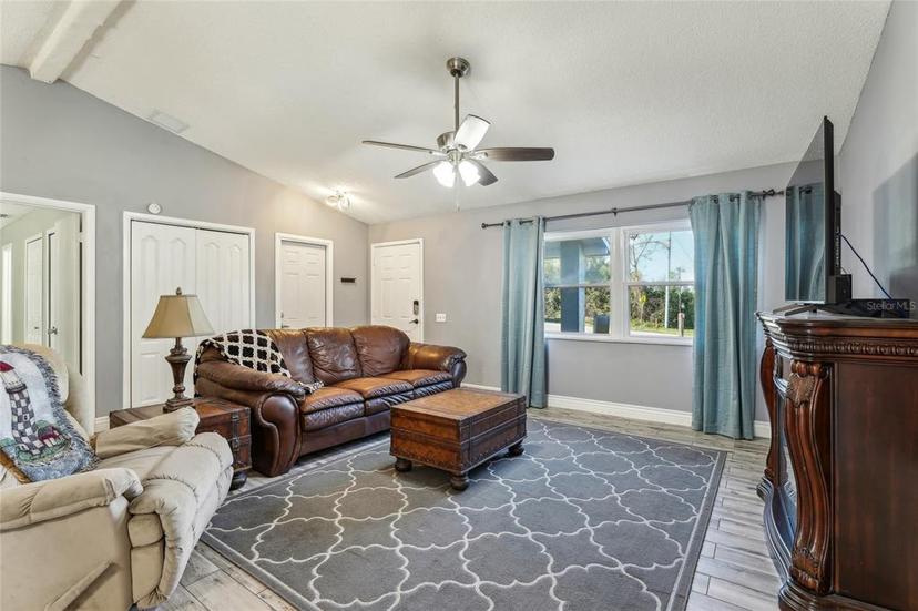 Picture of 2129 E Gloria Drive, Deltona FL 32725