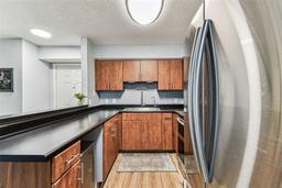 Picture of 9481 Highland Oak Drive Unit 404, Tampa, FL 33647