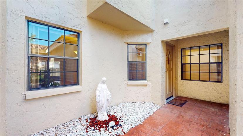 Picture of 10488 Saint Tropez Place, Tampa FL 33615