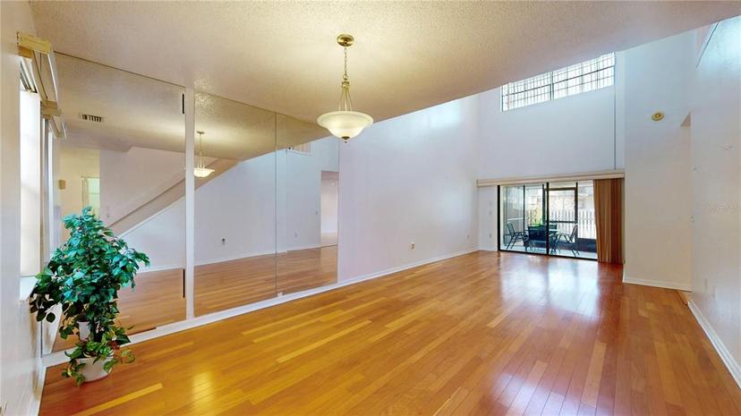 Picture of 10488 Saint Tropez Place, Tampa FL 33615