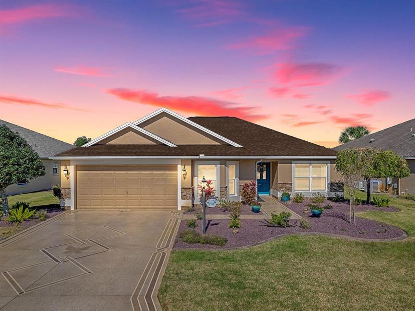 Picture of 3330 Mayflower Loop, The Villages FL 32163