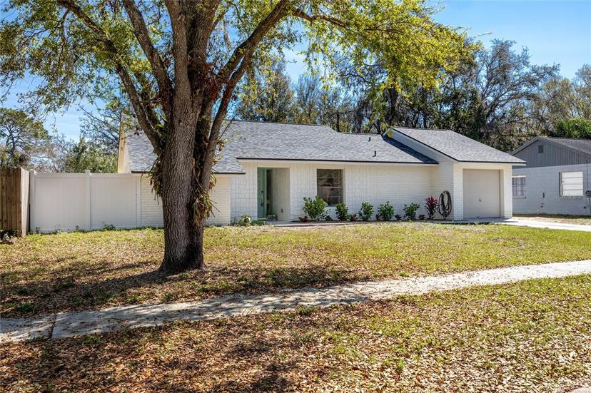 Picture of 17607 Cranbrook Drive, Lutz FL 33549