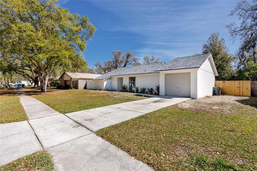 Picture of 17607 Cranbrook Drive, Lutz FL 33549