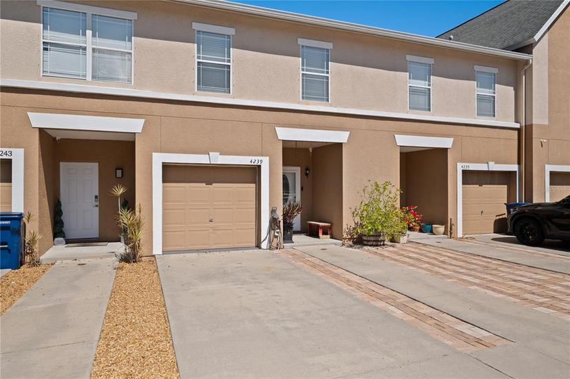 Picture of 4239 Tyler Circle N, St Petersburg FL 33709