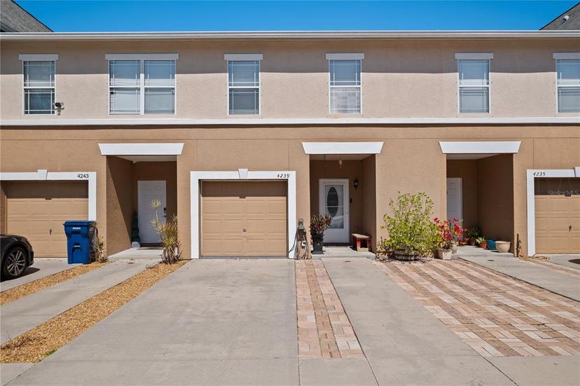 Picture of 4239 Tyler Circle N, St Petersburg FL 33709