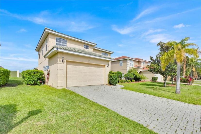 Picture of 210 Vista Loop, Davenport FL 33897