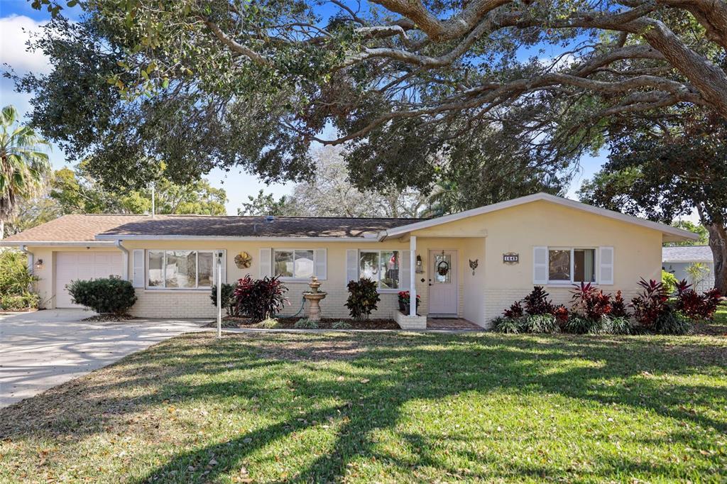 Picture of 1549 San Christopher Drive, Dunedin, FL 34698