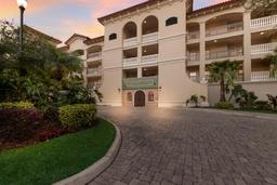 Picture of 7612 Lake Vista Court Unit 406, Lakewood Ranch, FL 34202