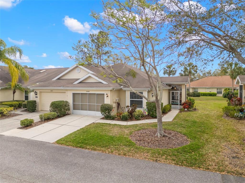 Picture of 2469 Nantucket Harbor Loop Unit 123, Sun City Center, FL 33573
