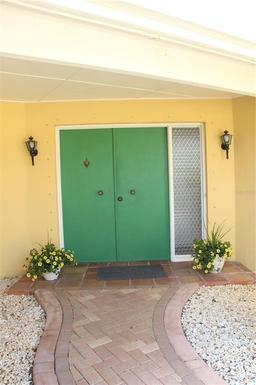 Picture of 2320 Tanglewood Drive, Sarasota, FL 34239