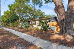 Picture of 810 22Nd Street N, St Petersburg, FL 33713