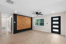 Picture of 810 22Nd Street N, St Petersburg, FL 33713