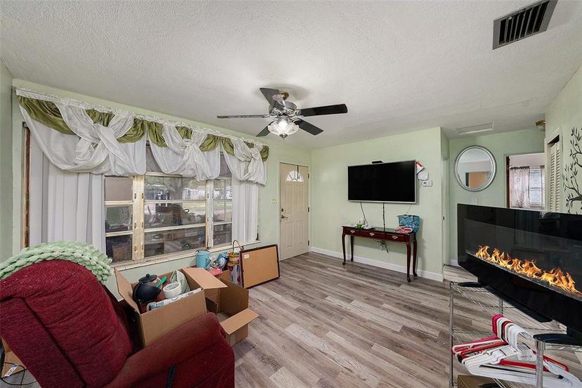 Picture of 9048 94Th Street, Seminole FL 33777