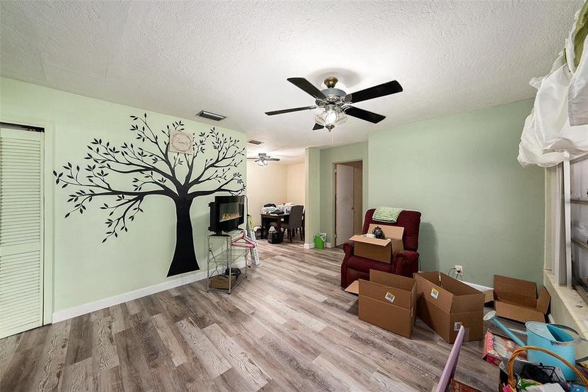 Picture of 9048 94Th Street, Seminole FL 33777