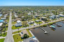 Picture of 2014 Riverside Drive E, Bradenton, FL 34208
