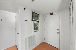 Picture of 770 S Palm Avenue Unit 404, Sarasota, FL 34236