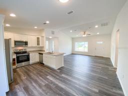 Picture of 14 Locust Radial Way, Ocala, FL 34472