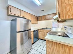 Picture of 2635 SW 35Th Place Unit 1401, Gainesville, FL 32608