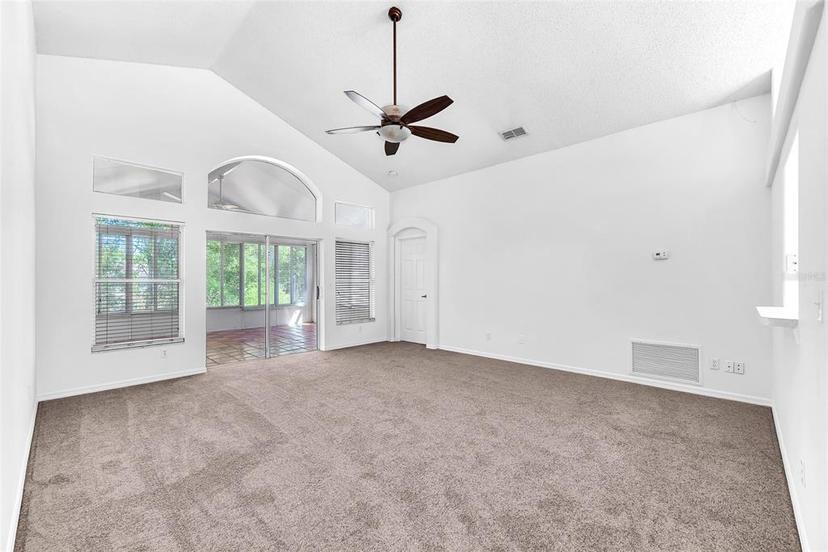 Picture of 11607 Wellman Drive, Riverview FL 33578
