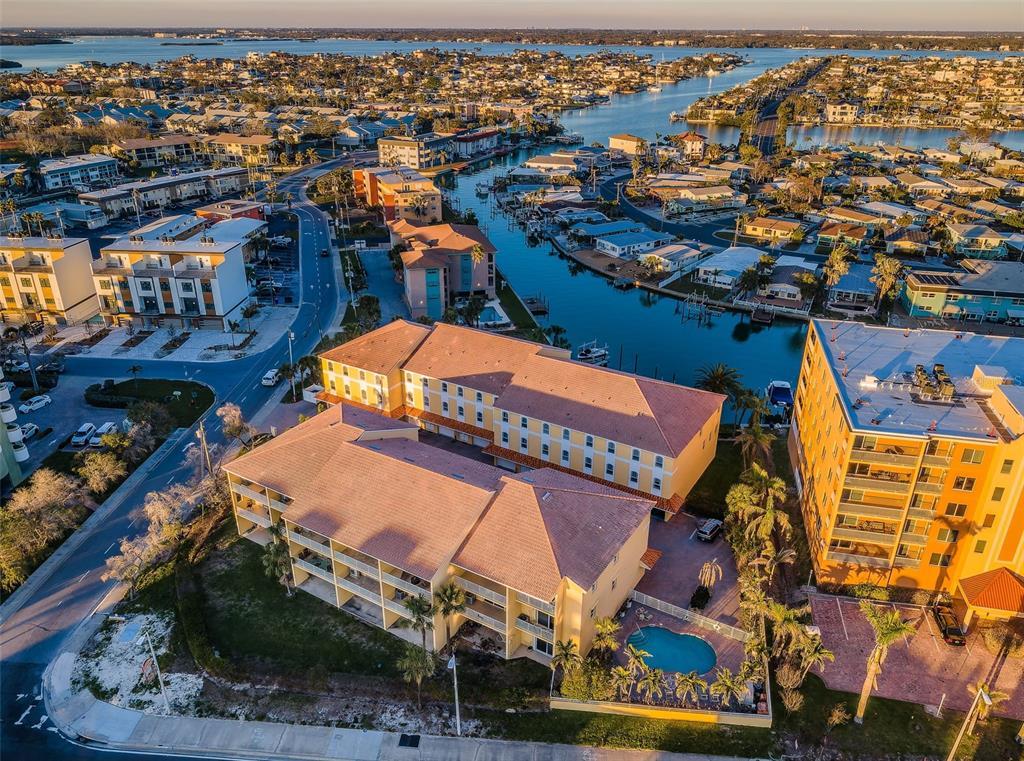 Picture of 11595 Gulf Boulevard Unit 6, Treasure Island, FL 33706