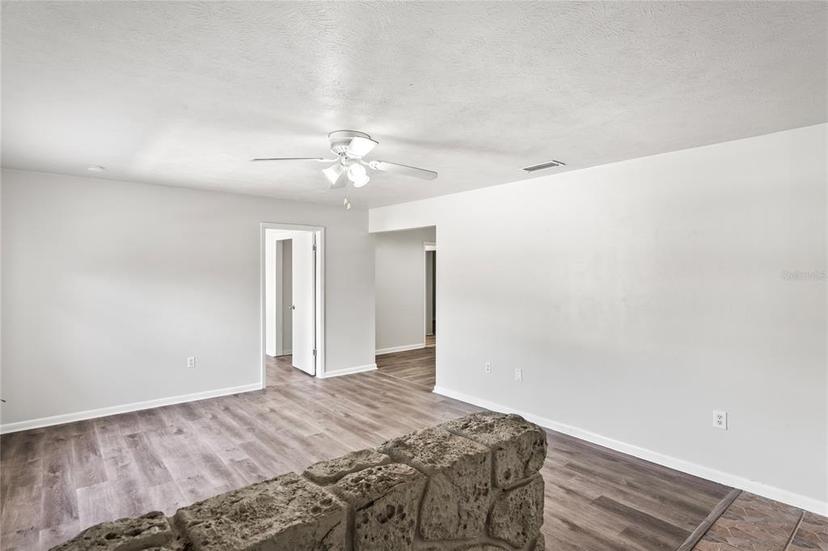 Picture of 801 Chess Place, Seffner FL 33584