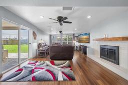 Picture of 11980 Valencia Court, Seminole, FL 33772