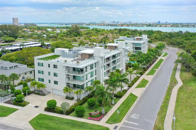 Picture of 129 Taft Drive Unit W102, Sarasota FL 34236