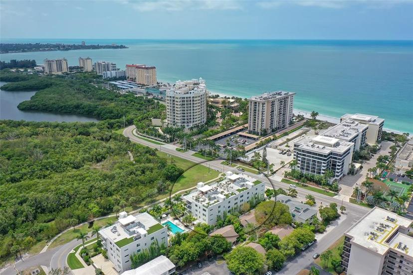 Picture of 129 Taft Drive Unit W102, Sarasota FL 34236