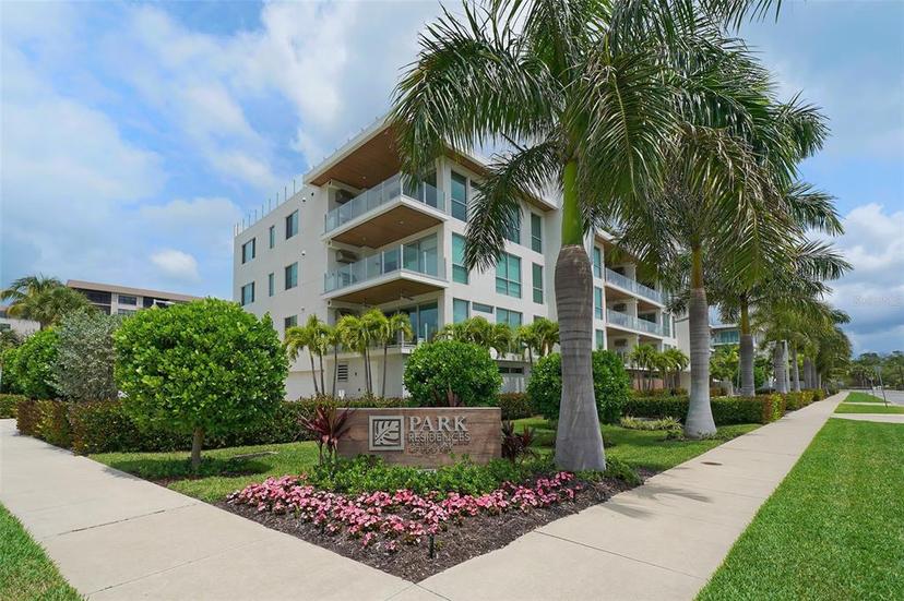 Picture of 129 Taft Drive Unit W102, Sarasota FL 34236