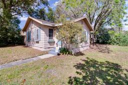 Picture of 201 W Central Avenue, Orange City, FL 32763