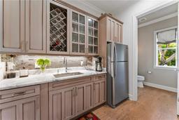 Picture of 2633 N Dundee Street, Tampa, FL 33629