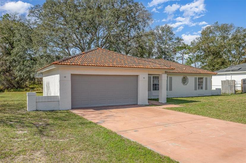 Picture of 49 Oak Pass Loop, Ocala FL 34472