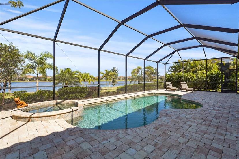 Picture of 7036 Whittlebury Trail, Bradenton FL 34202