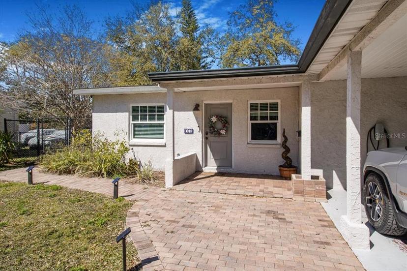 Picture of 7101 8Th Avenue N, St Petersburg FL 33710