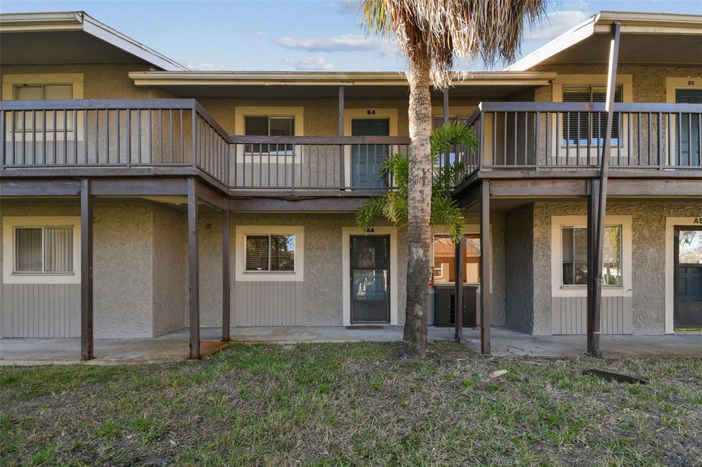 Picture of 6330 Newtown Circle Unit 30B4, Tampa, FL 33615