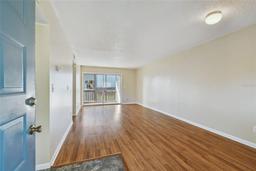 Picture of 6330 Newtown Circle Unit 30B4, Tampa, FL 33615
