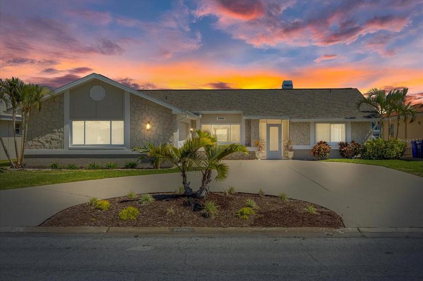 Picture of 5000 Galleon Court, New Port Richey FL 34652