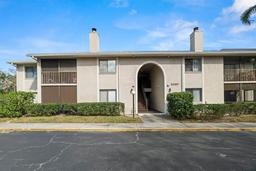Picture of 2087 Hunters Glen Drive Unit 126, Dunedin, FL 34698