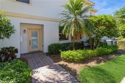 Picture of 3010 Meandering Way Unit 101, Fort Myers, FL 33905