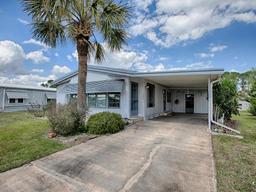 Picture of 1685 Nassau Circle, Tavares, FL 32778