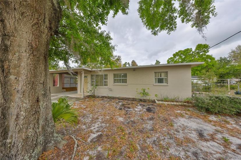 Picture of 434 Pevetty Drive, Plant City FL 33563