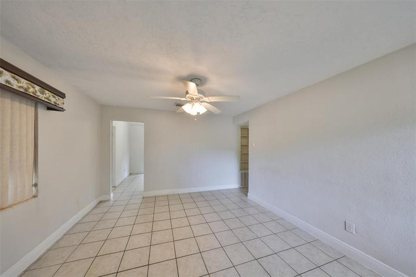 Picture of 434 Pevetty Drive, Plant City FL 33563