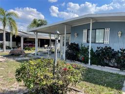 Picture of 214 Caloosa Lake Circle N, Lake Wales, FL 33859